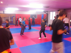 Cours de boxe pour enfants et ados au Tonic ! - Tonic Club Feurs